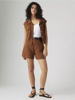 NWT Levi’s High Rise Baggy Shorts Women’s 26 Brown Linen Blend